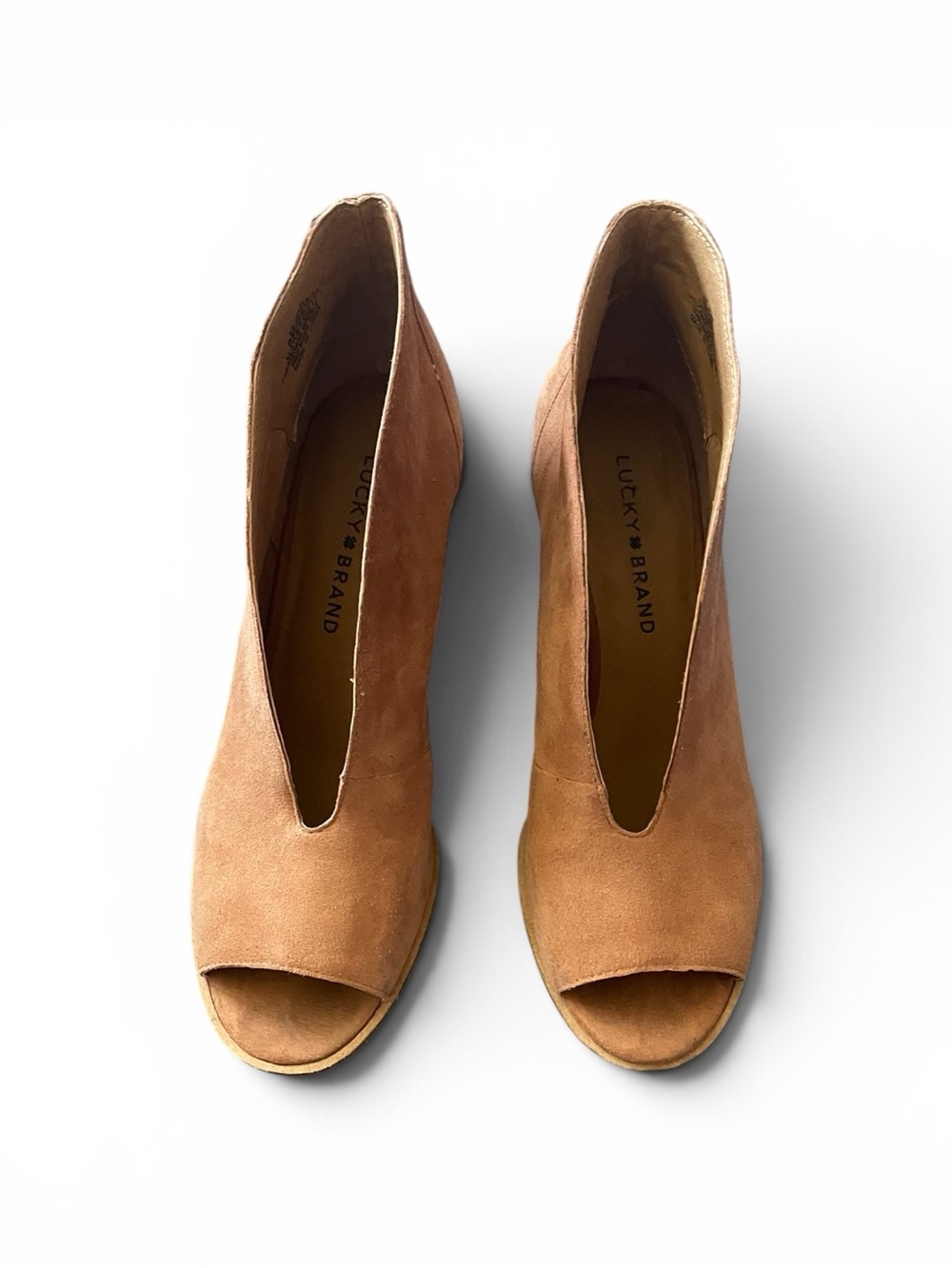 Lucky Brand Women’s Tan Suede Peep-Toe Heels, size 8